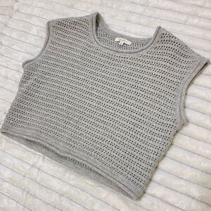 Z Supply cropped crochet sweater vest, sz S | coastal boho festival crop top